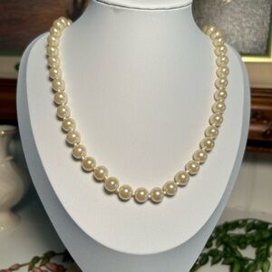 Avon Vintage Faux Pearl Necklace